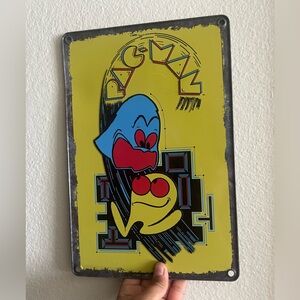 Wall decor pac man